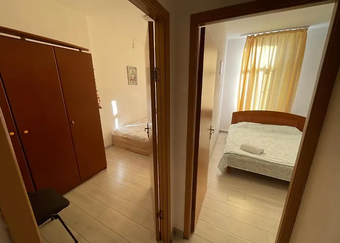 Piata Amzei 1 * بوخارست