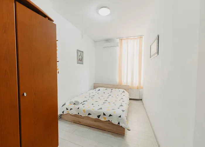 Piata Amzei 1 * بوخارست